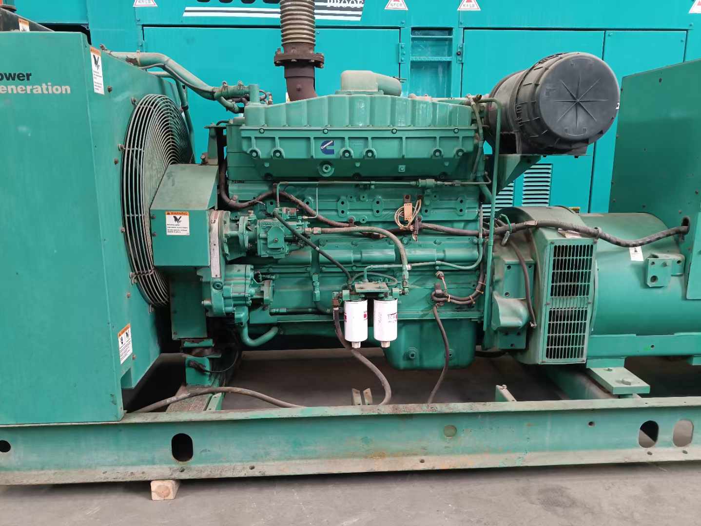 东平过载会对 600kW 柴油发电机组造成哪些损害？