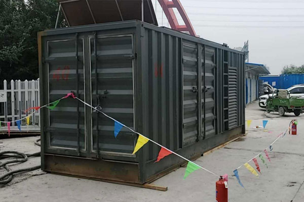 东平发电机租赁空气滤清器多久更换一次？